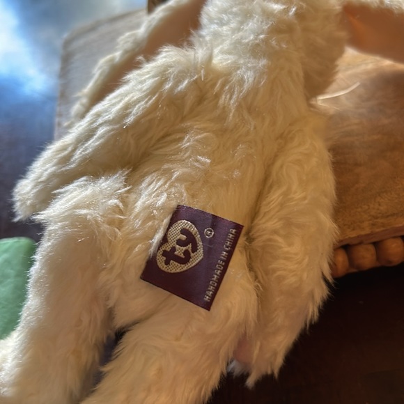 Ty Collectible Retired 1993 Vintage IVY Handmade Hare Just Adorable π₯° Rabbit - Picture 7 of 13